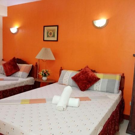D'Lucky Garden Inn & Suites Tiniguiban Экстерьер фото