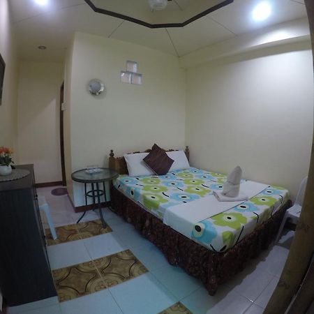 D'Lucky Garden Inn & Suites Tiniguiban Экстерьер фото