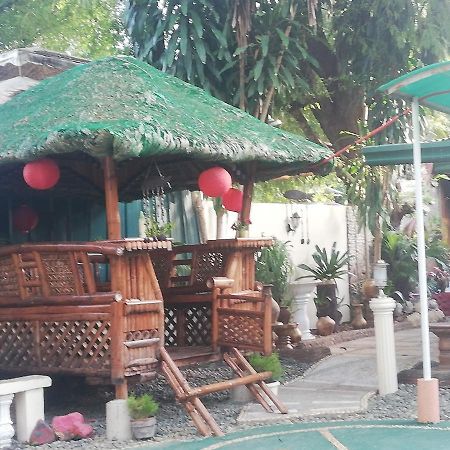 D'Lucky Garden Inn & Suites Tiniguiban Экстерьер фото