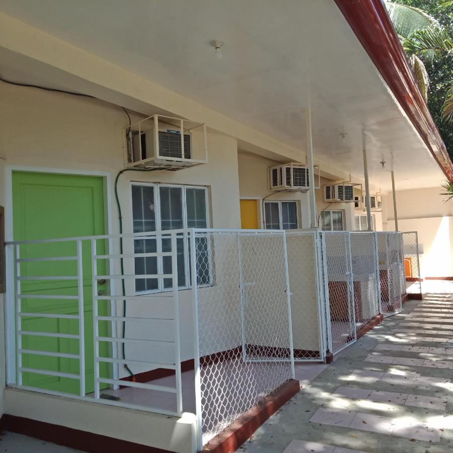 D'Lucky Garden Inn & Suites Tiniguiban Экстерьер фото