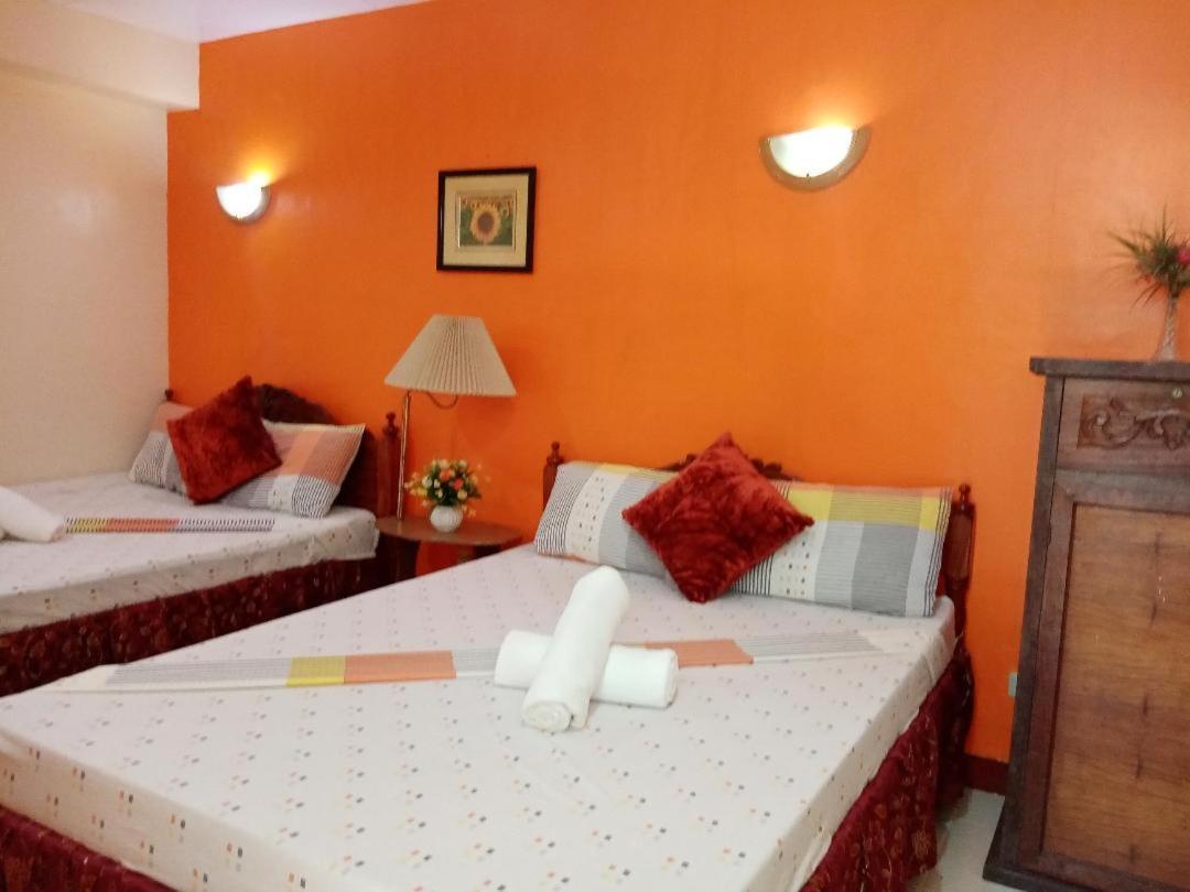 D'Lucky Garden Inn & Suites Tiniguiban Экстерьер фото