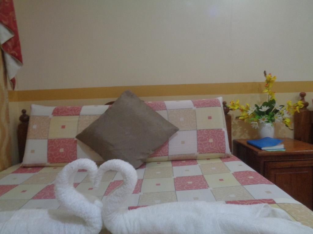 D'Lucky Garden Inn & Suites Tiniguiban Экстерьер фото