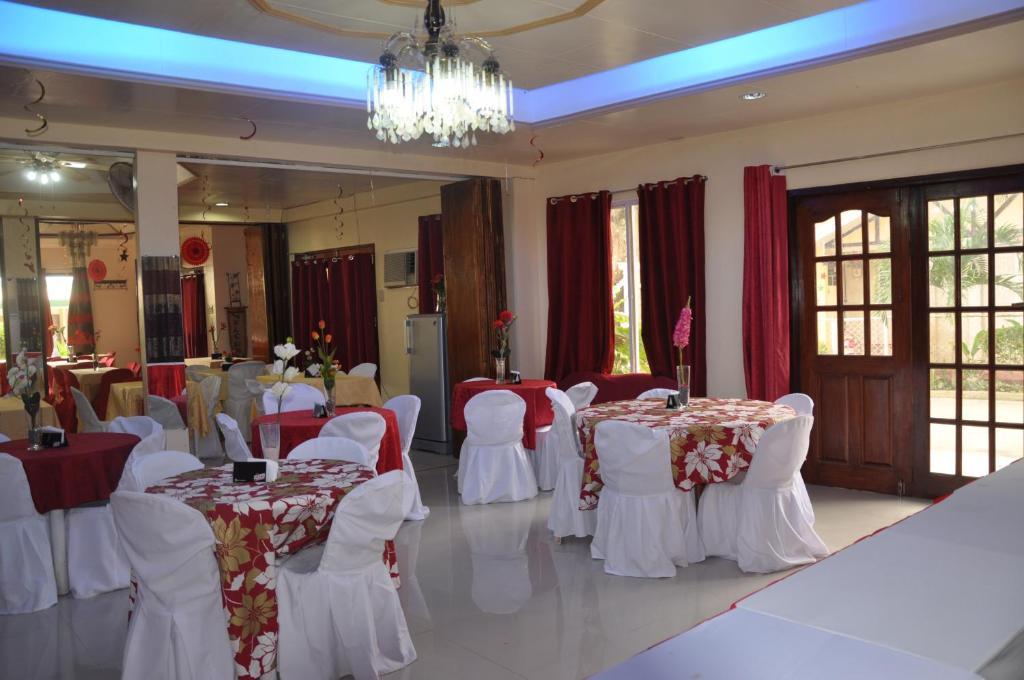 D'Lucky Garden Inn & Suites Tiniguiban Экстерьер фото