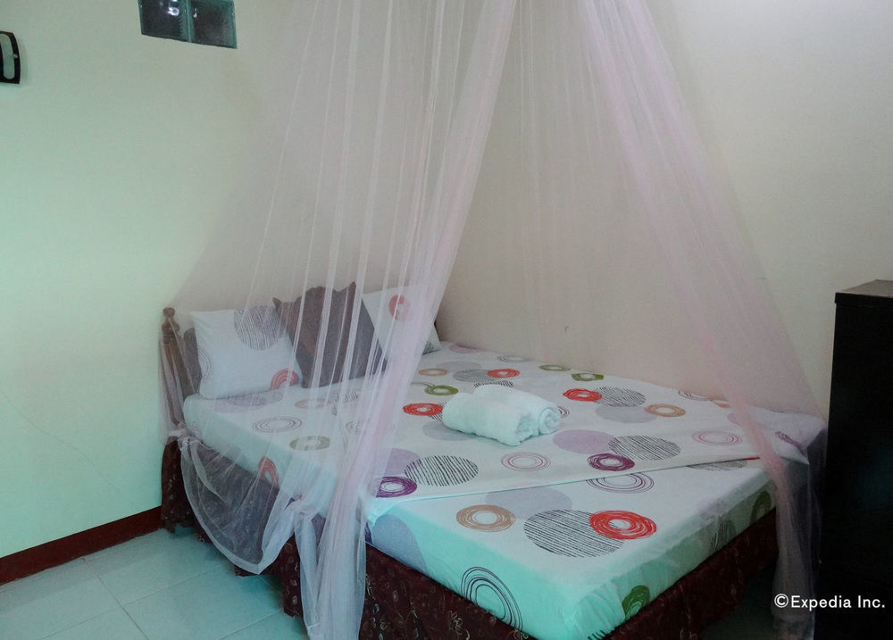 D'Lucky Garden Inn & Suites Tiniguiban Экстерьер фото